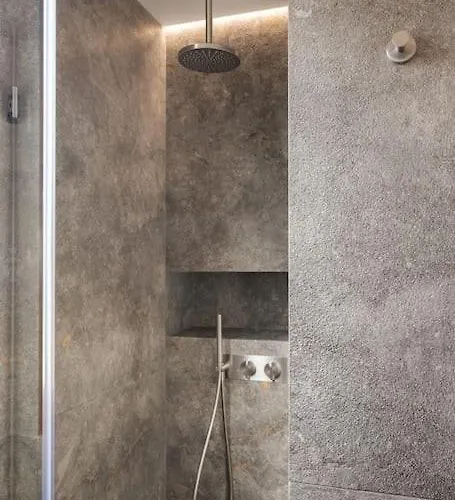 Sea View Whit Pool *