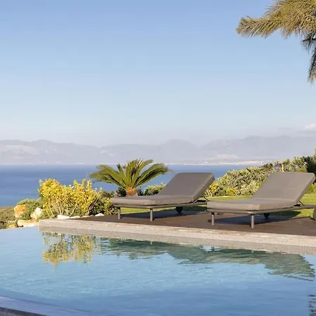 Sea View Whit Pool Villa *
