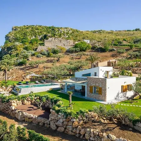 Sea View Whit Pool Villa Scopello (Sicily)